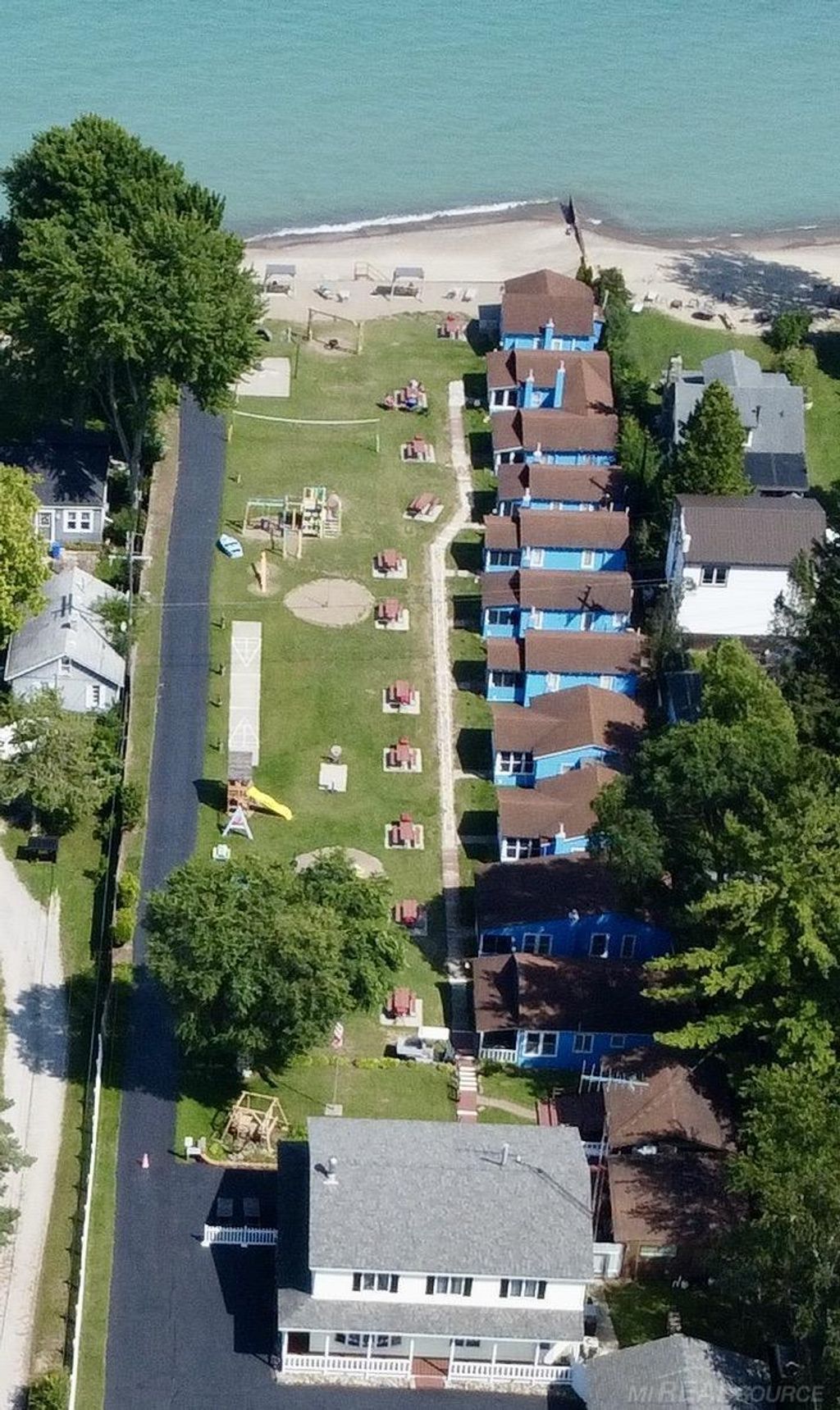 8949 Lakeshore Rd Rd, Worth township