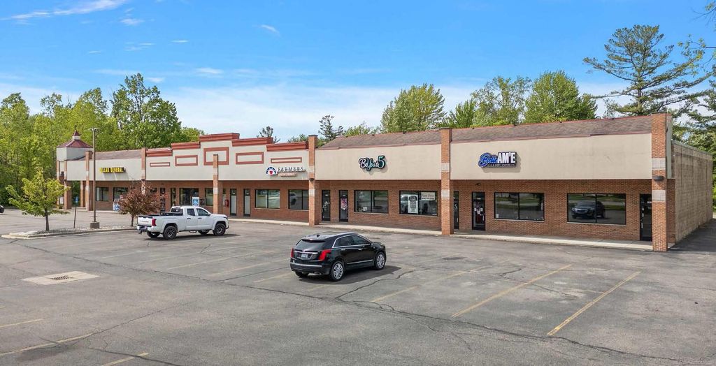 5414-5452 S Saginaw St, Grand Blanc city