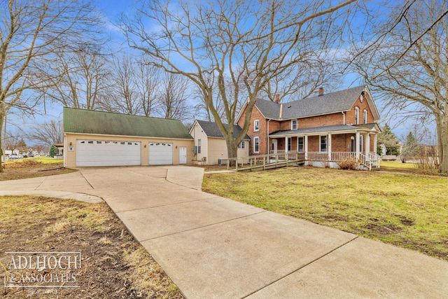 17526 E 10 Mile Rd, Eastpointe