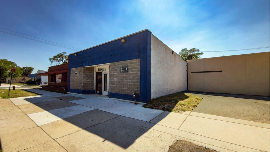 16813 Wyoming St, Detroit city