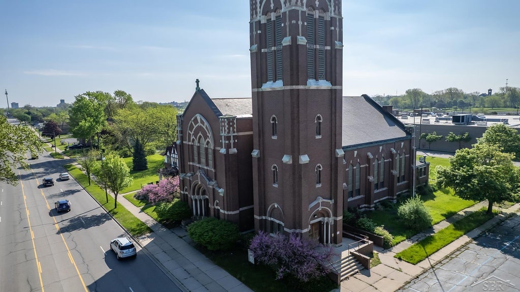 612 N Michigan Ave, Saginaw city