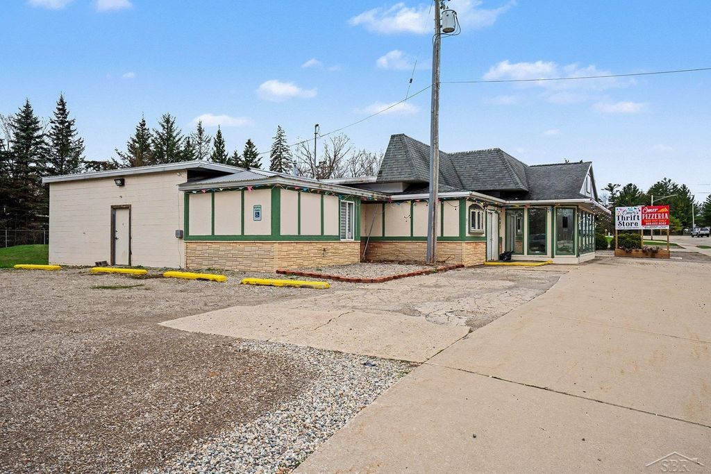 407 West Center St, Omer city