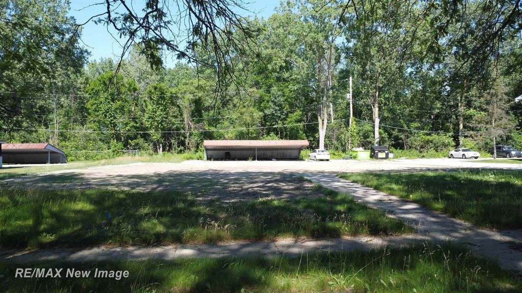 3681 Bernice Dr, Bridgeport charter township