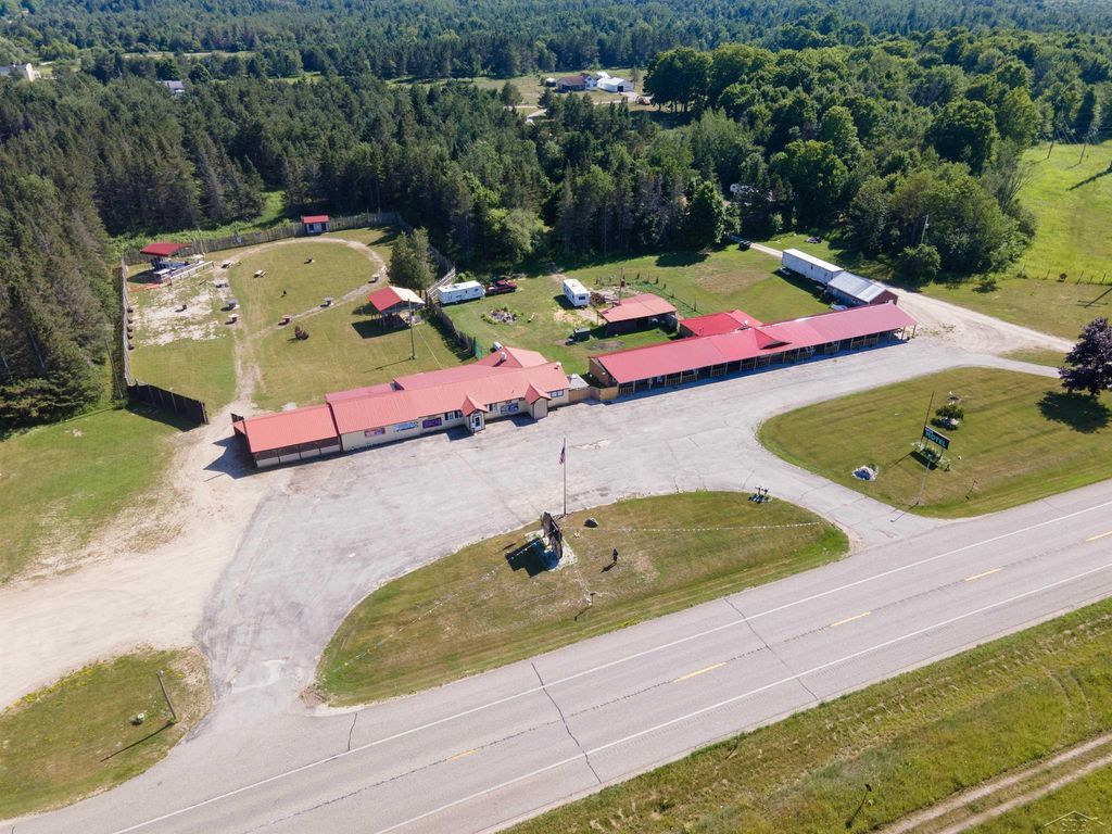 W16431 Us-2 Hwy, Newton township