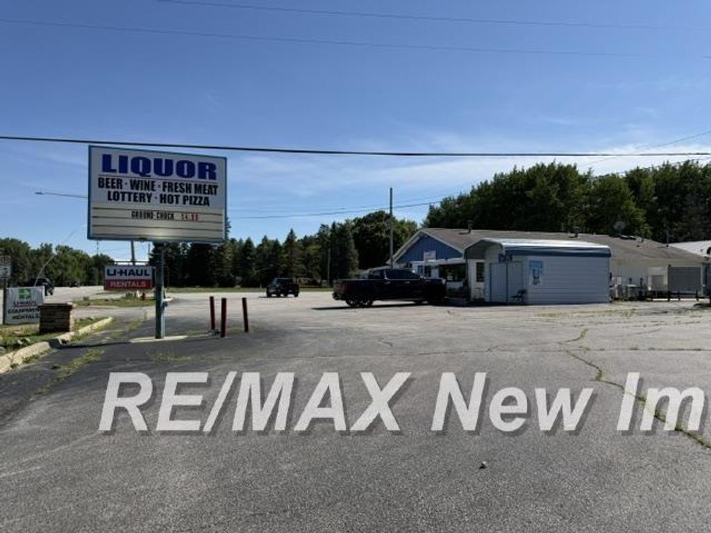 503 N Huron Rd, Fraser township