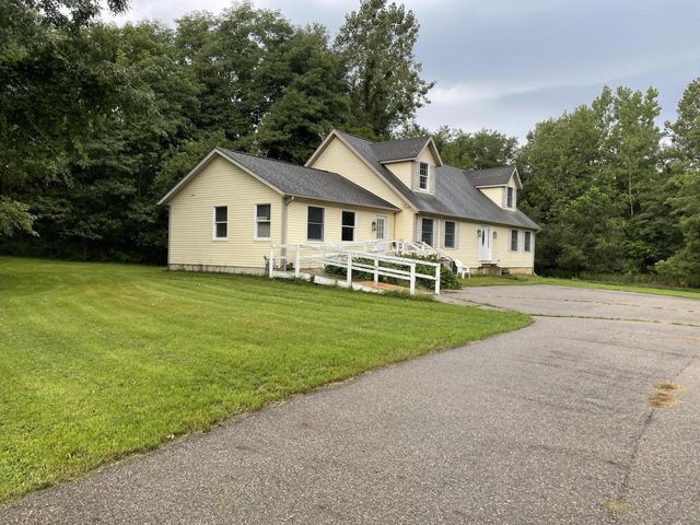 14615 Beadle Lake Road, Battle Creek