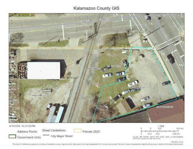 802 Portage Street, Kalamazoo