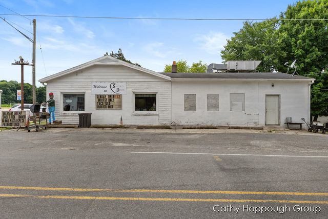 112 N State Street, Freeport