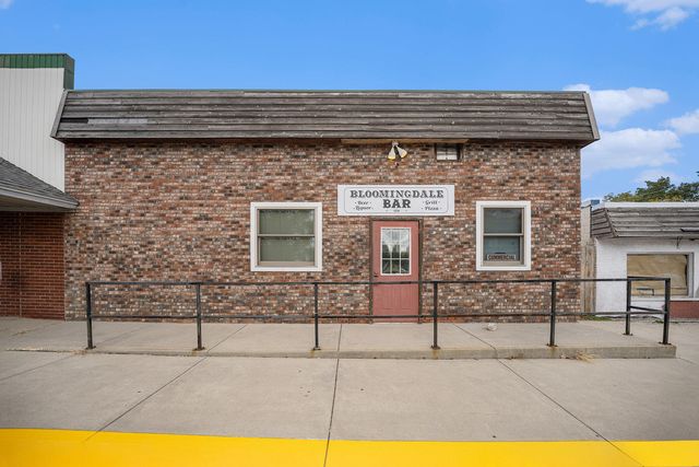 105 N Van Buren Street, Bloomingdale