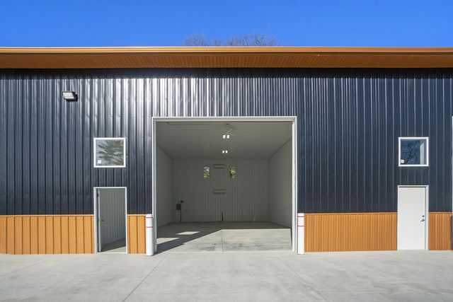 5070 Industrial Park Drive Unit: 8, Montague