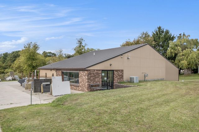 7887 Elm Avenue, Newaygo