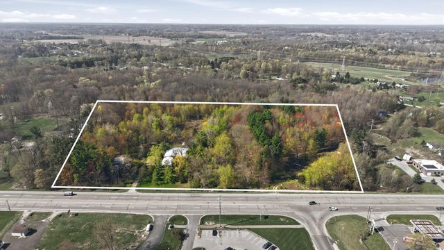 14187 Ironwood Drive Nw, Grand Rapids