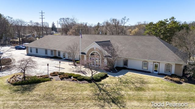 4211 Division Avenue N, Comstock Park