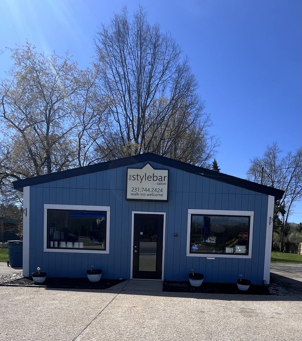 1651 E River Road, Muskegon charter township