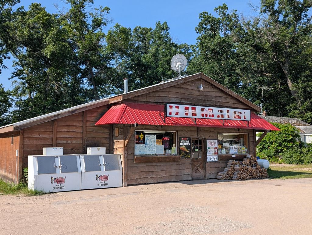 17275 Caberfae Highway, Norman township