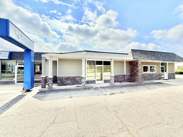 1524 Gull Road, Kalamazoo