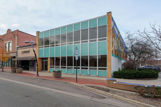 56 E Michigan Avenue, Battle Creek