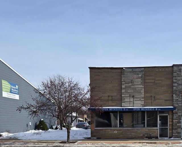 127 S Main Street, Plainwell