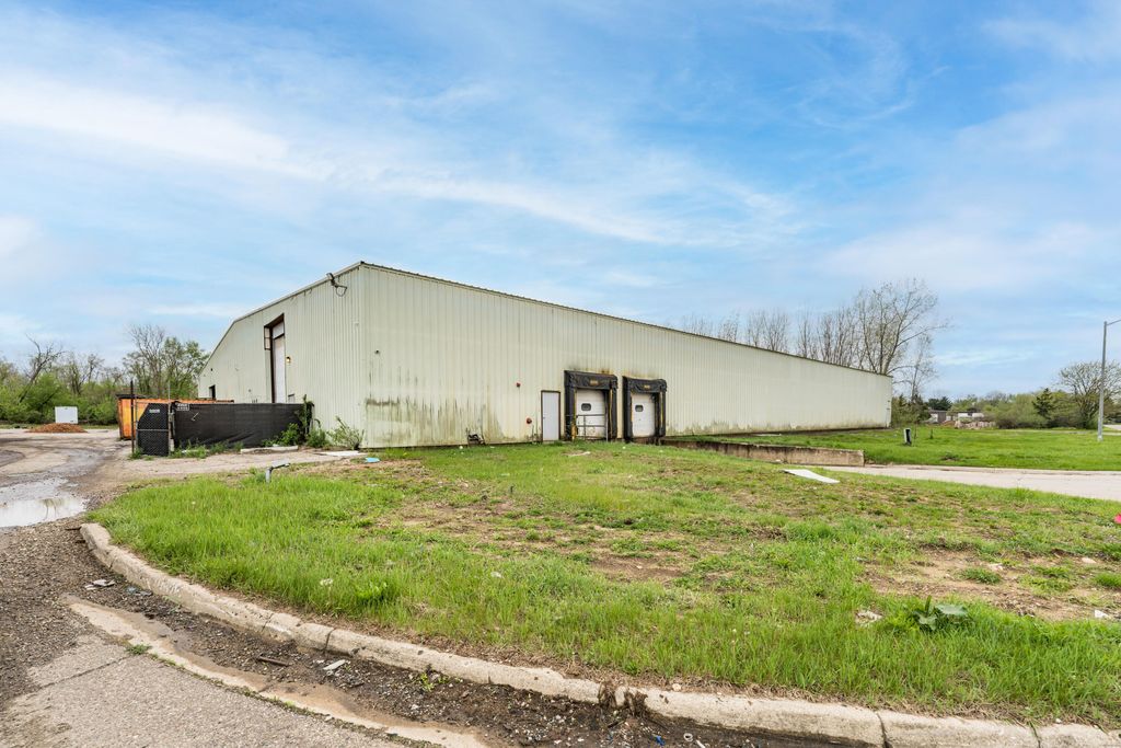101 Bishop, Springfield city