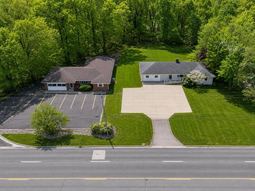 6281-6301 Stadium Drive, Oshtemo charter township