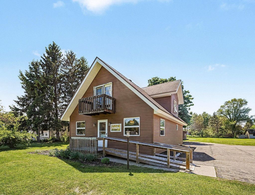13434 M 40, Bloomingdale township