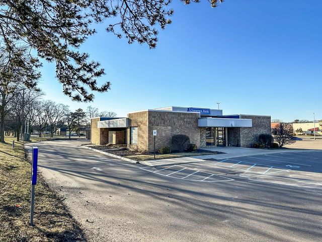 5510 W Saginaw Highway, Lansing
