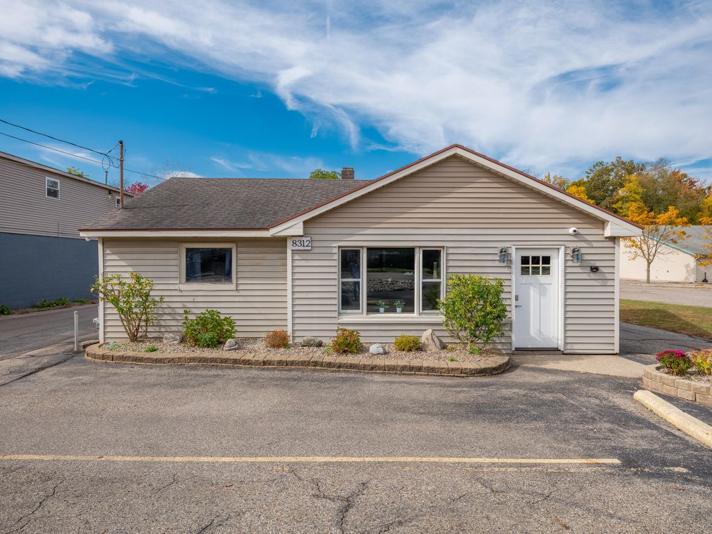 8312 Portage Road, Portage city