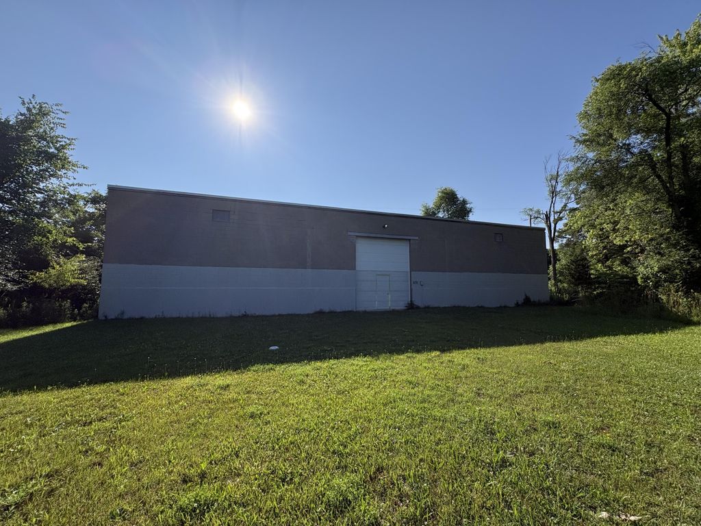 616 E Vine Rear Street, Kalamazoo city