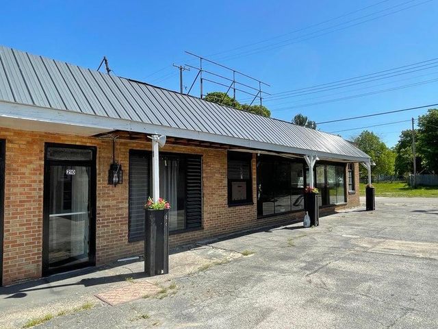 210 E Colby Street, Whitehall