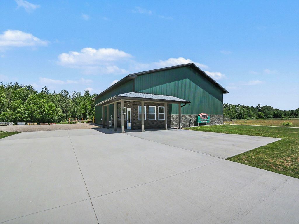 4954 W Commerce Drive, Pere Marquette charter township