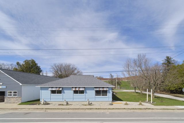 4990 Main Street, Onekama