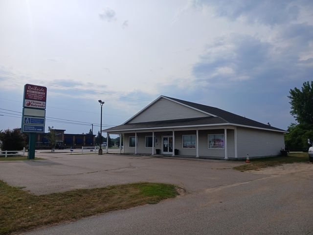 5177 W Us-10, Ludington