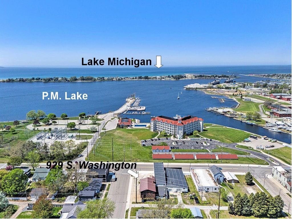 929 S Washington Avenue, Ludington city