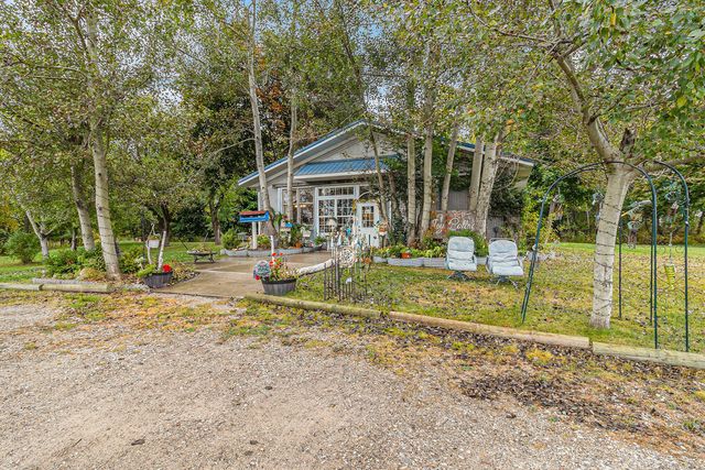 4868 W Polk Road, Hart