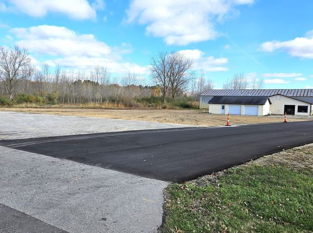 09279 M-140 Highway, South Haven