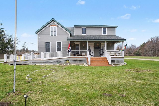 2918 Blue Star Highway, Douglas