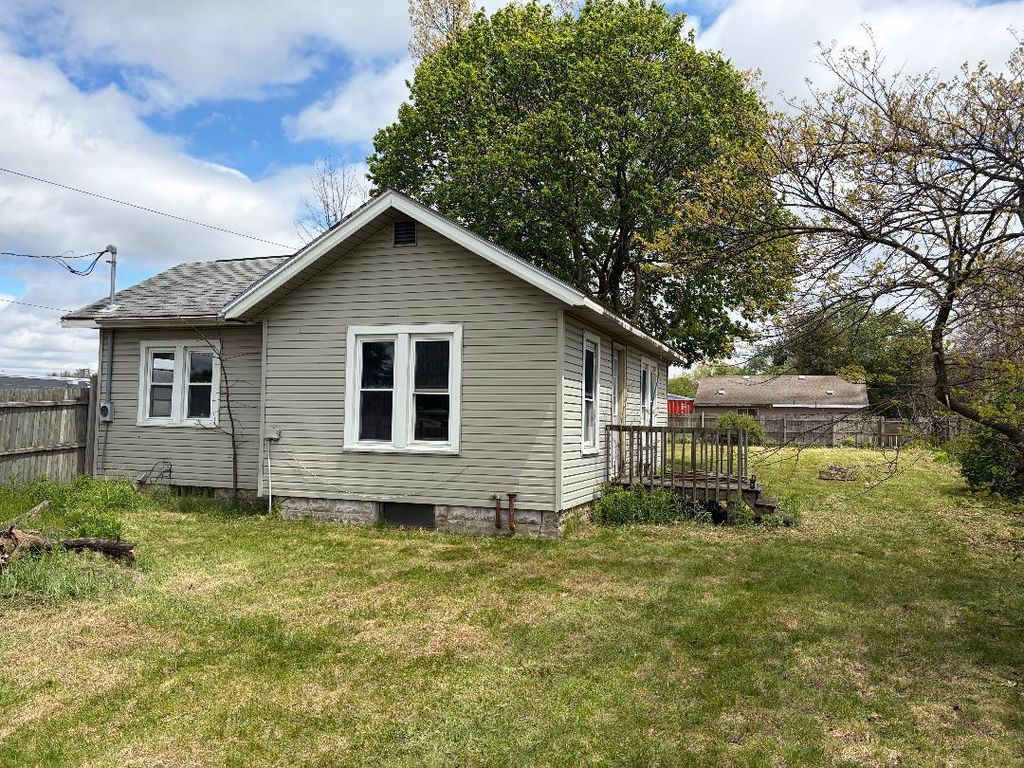 2919 S 11th Street, Niles township