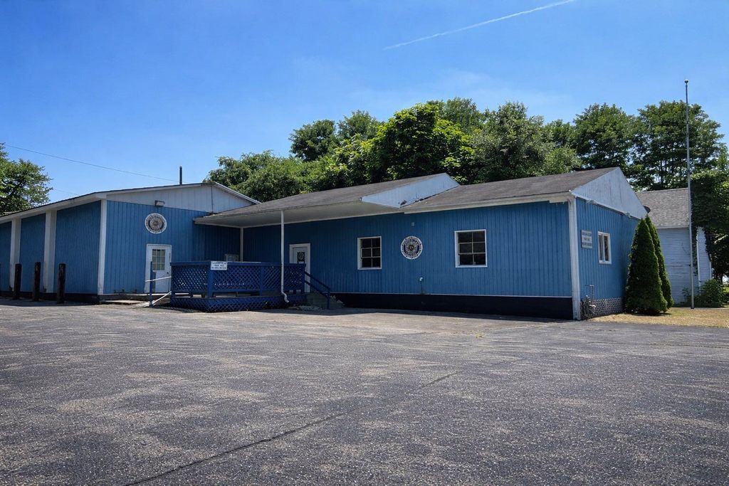 806 N Orchard Street, Dowagiac city
