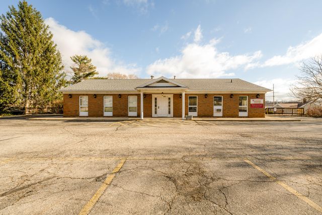 5675 Fairview Street Unit: 1 & 2 Main & Lower, Stevensville