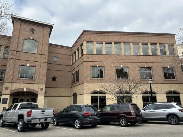 85 E 8th Street Unit: 210, 230, 250, Holland