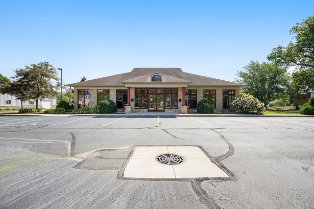 3598 Green Pointe Center, Hamilton