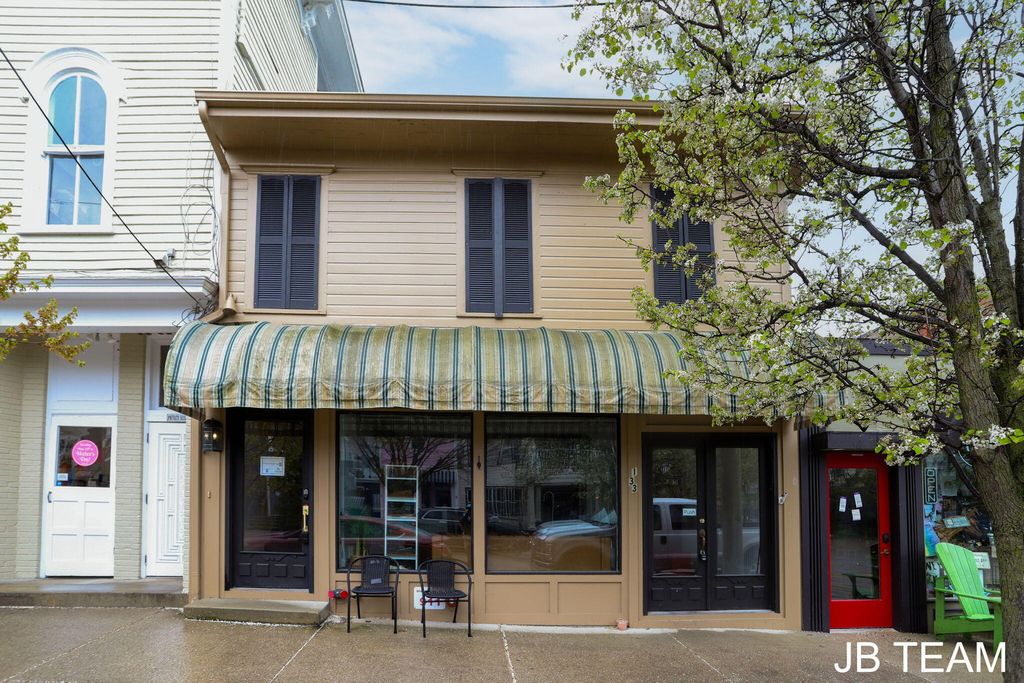 133 Mason Street, Saugatuck city