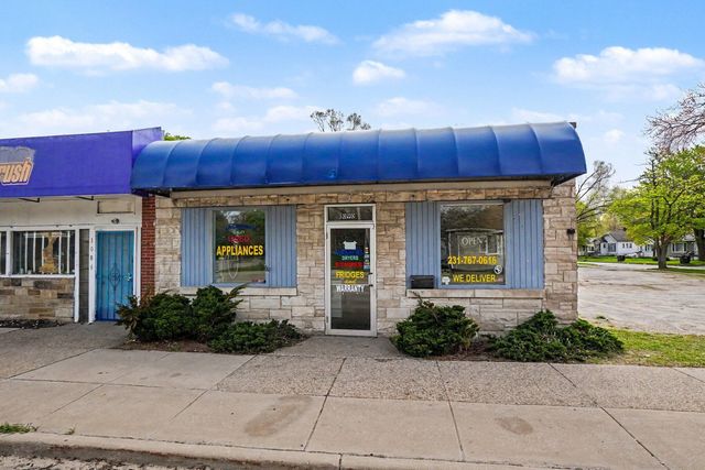 1090 S Getty Street, Muskegon