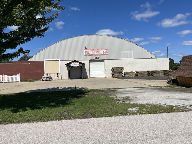 1360 E Laketon Avenue, Muskegon