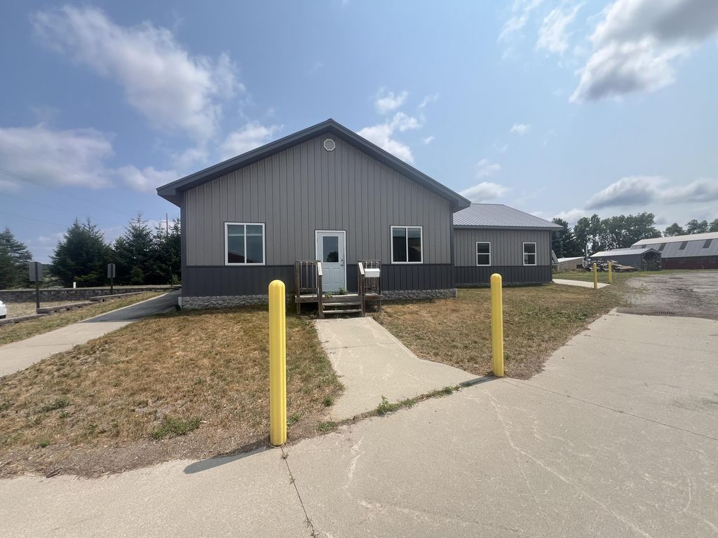 3832 W 72nd Street, Garfield township