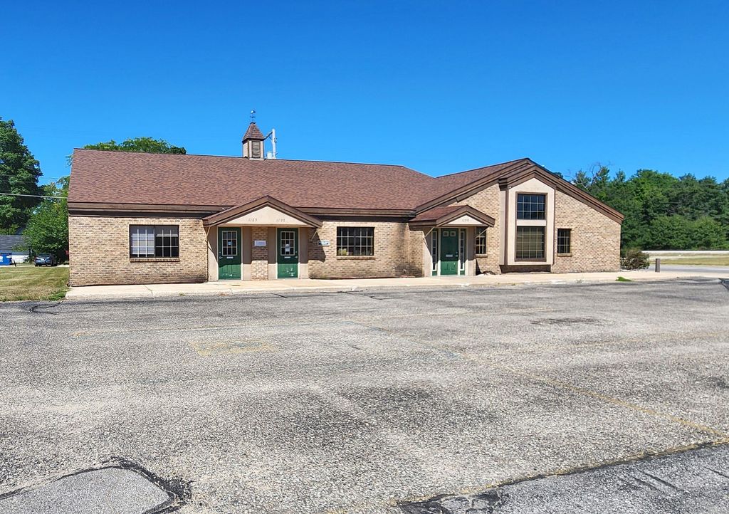 1199 E Wilcox Avenue, White Cloud city