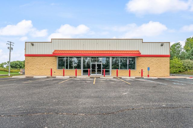 2646 9 Mile Road, Remus