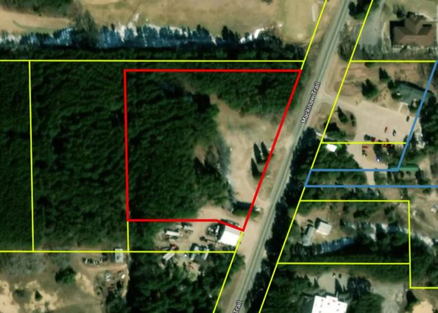 8072 S Mackinaw Trl, Cadillac