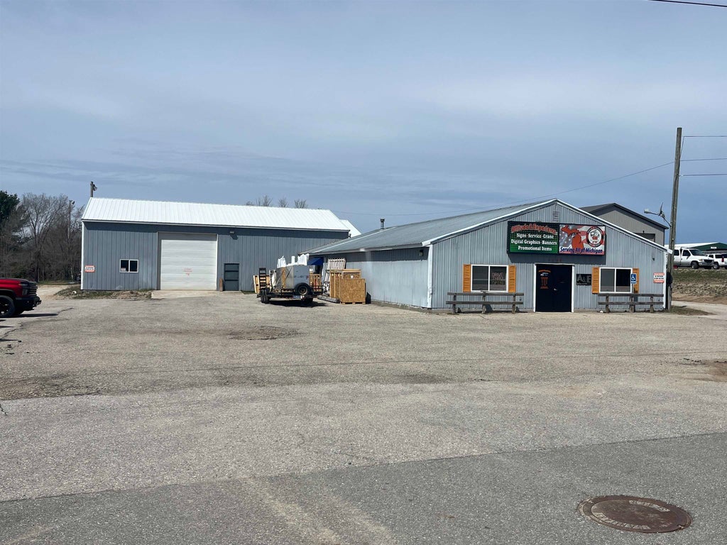 1230 S M-37, Blair township