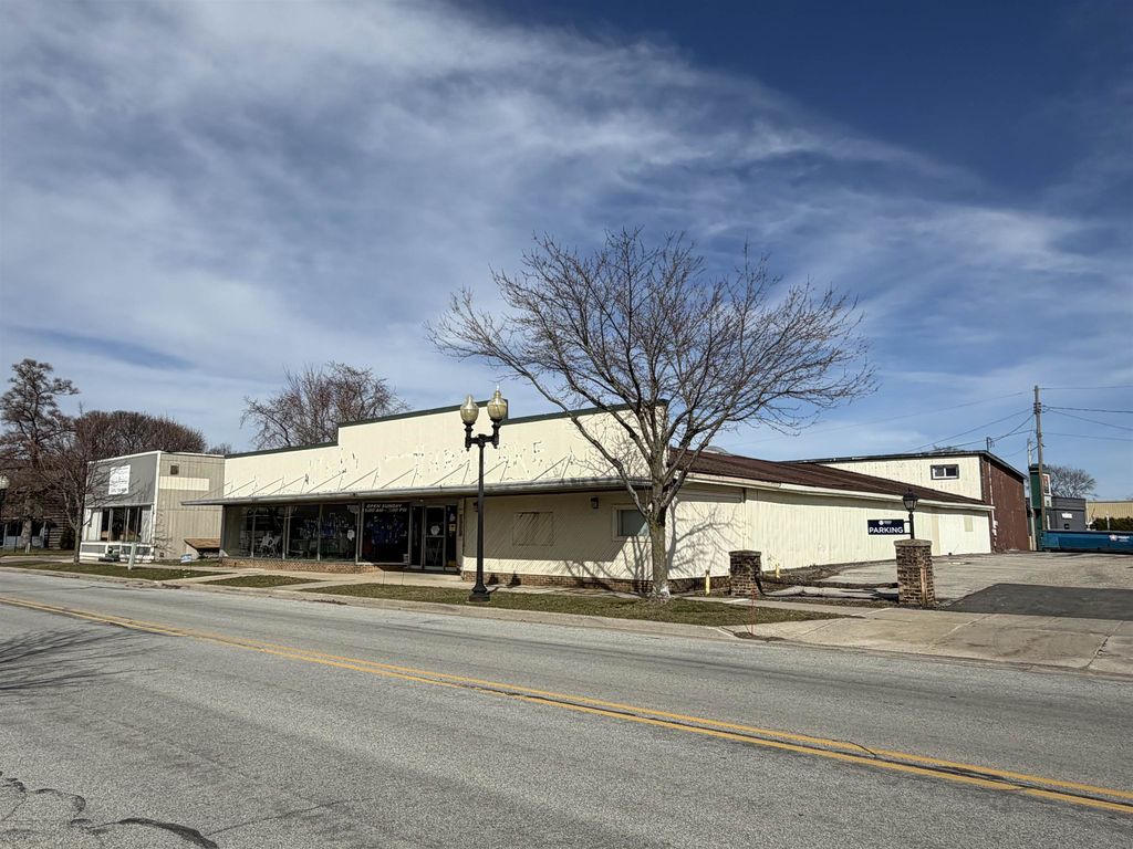 87 Division, Manistee city